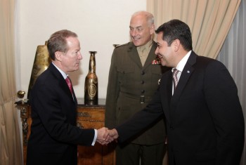 Brownfield, Kelly meet Honduran President