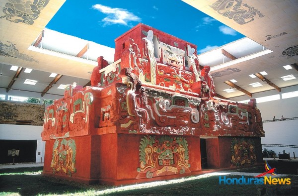 Copan Ruinas Honduras - Archeological Park Museum
