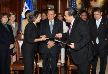 Honduras Signs Security Understanding with the USA