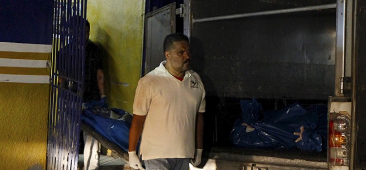 Police Impersonators Murder 12 in Honduras